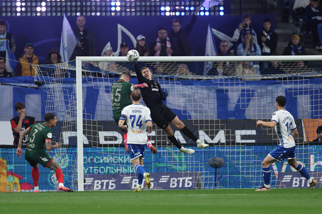 Митрюшкин спасает ворота.jpg Митрюшкин спасает ворота.jpg