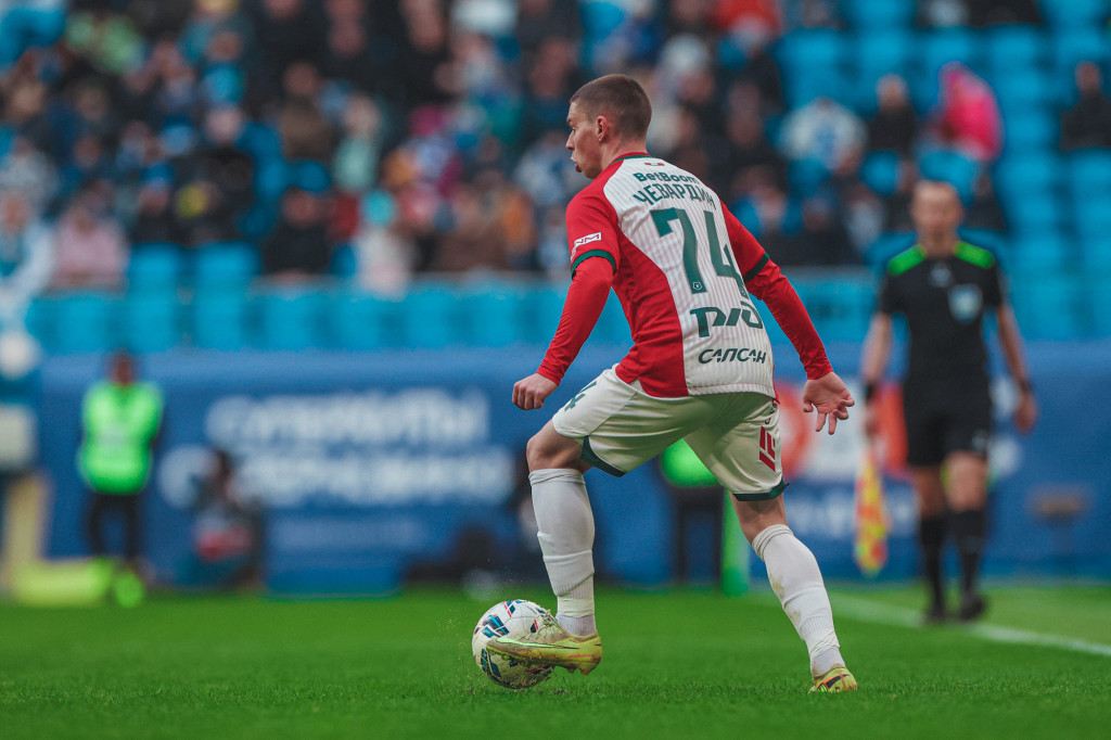 Чевардин в старте на «Крылья Советов».jpg