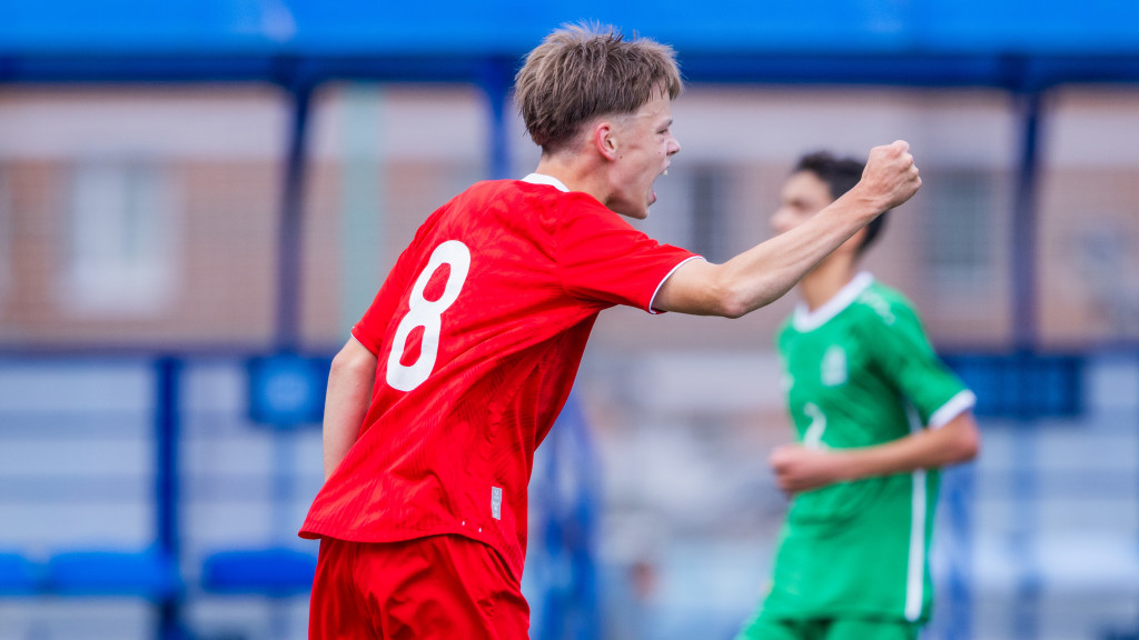 PZ_023864_00712.jpg PZ_023864_00712.jpg