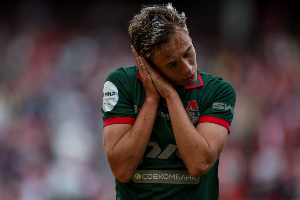 Батраков и его жест после гола.jpg