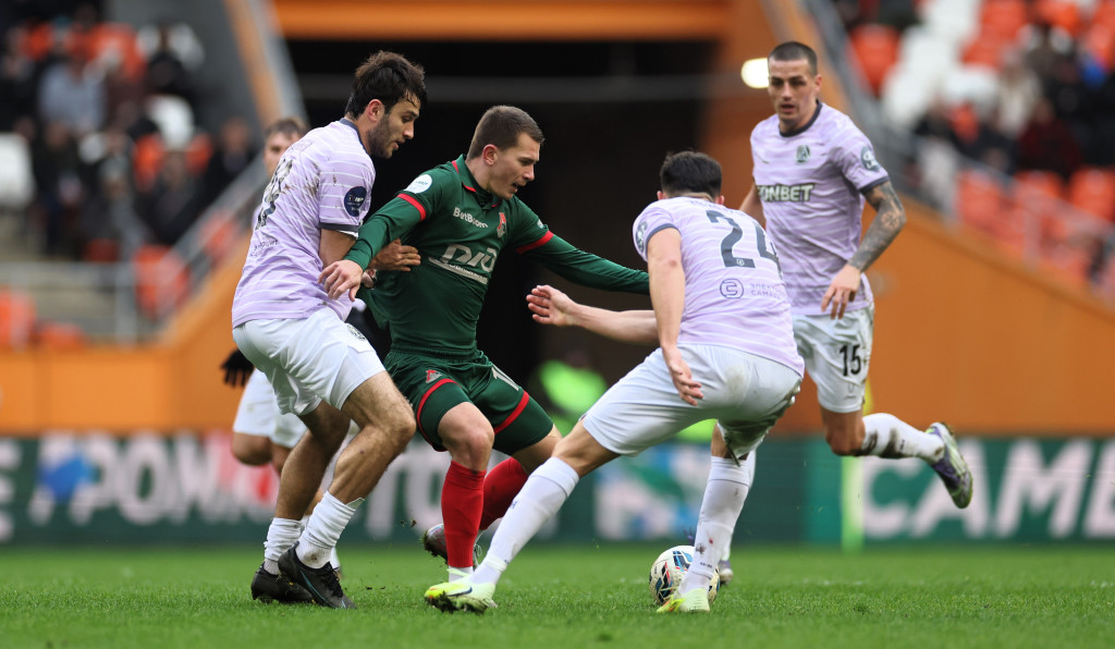 Воробьёв в окружении тольяттинцев.JPG