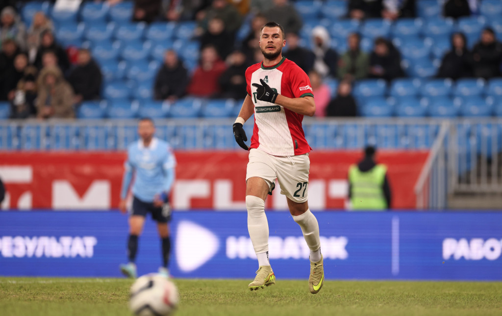 Комличенко реализовал 11-метровый удар в Самаре.JPG