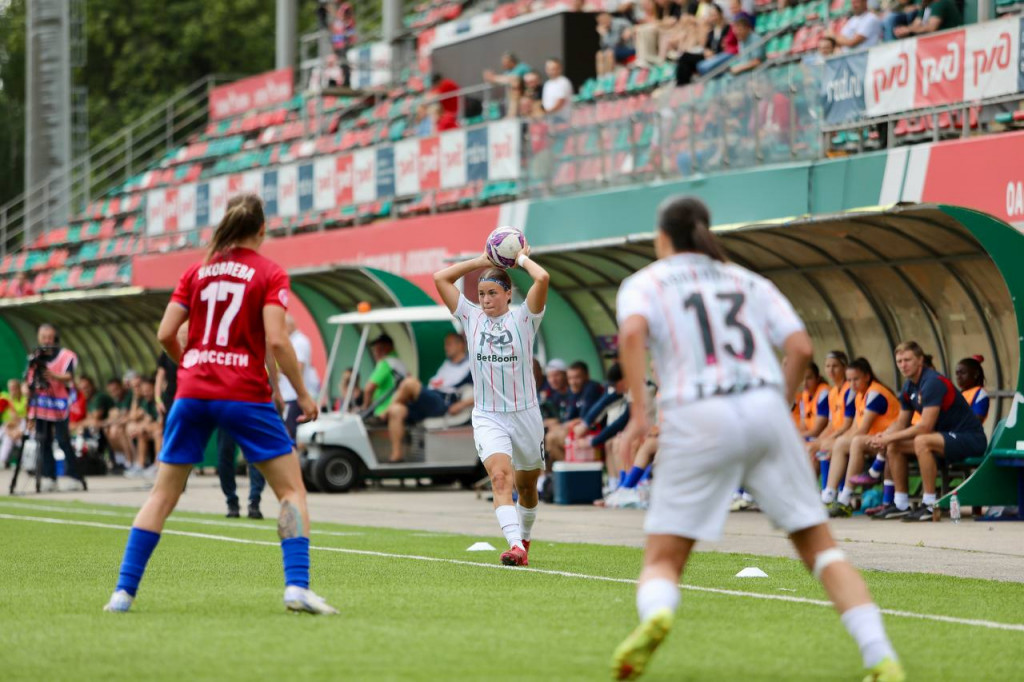 photo_5465631877898564295_y.jpg photo_5465631877898564295_y.jpg