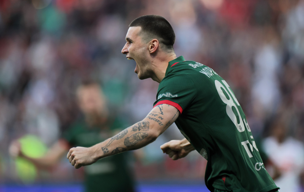 Эмоции Морозова после классной голевой передачи на Воробьёва.JPG