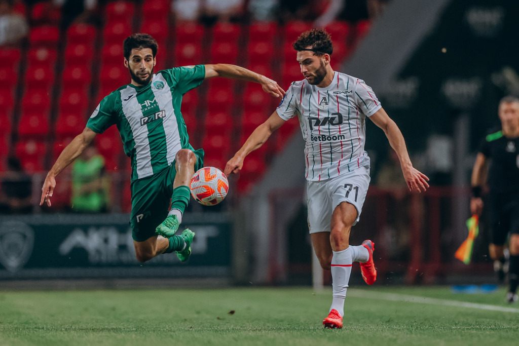 Адамов и Тикнизян.jpg Адамов и Тикнизян.jpg