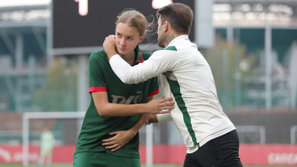 2F8A0109 copy.jpg 2F8A0109 copy.jpg