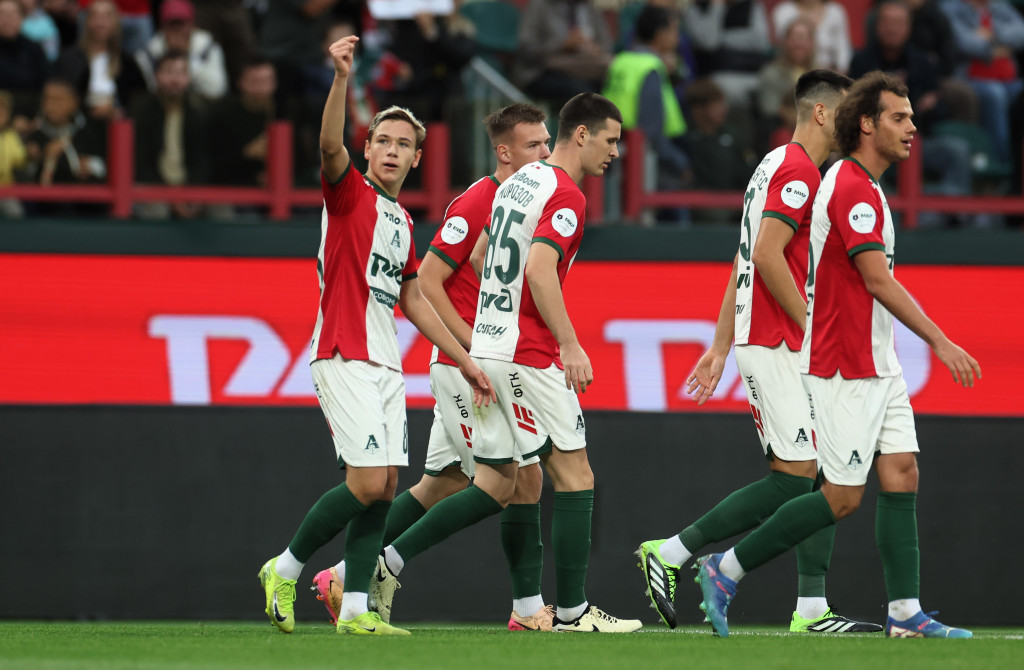 Батраков открыл счёт в матче против «Ростова».JPG