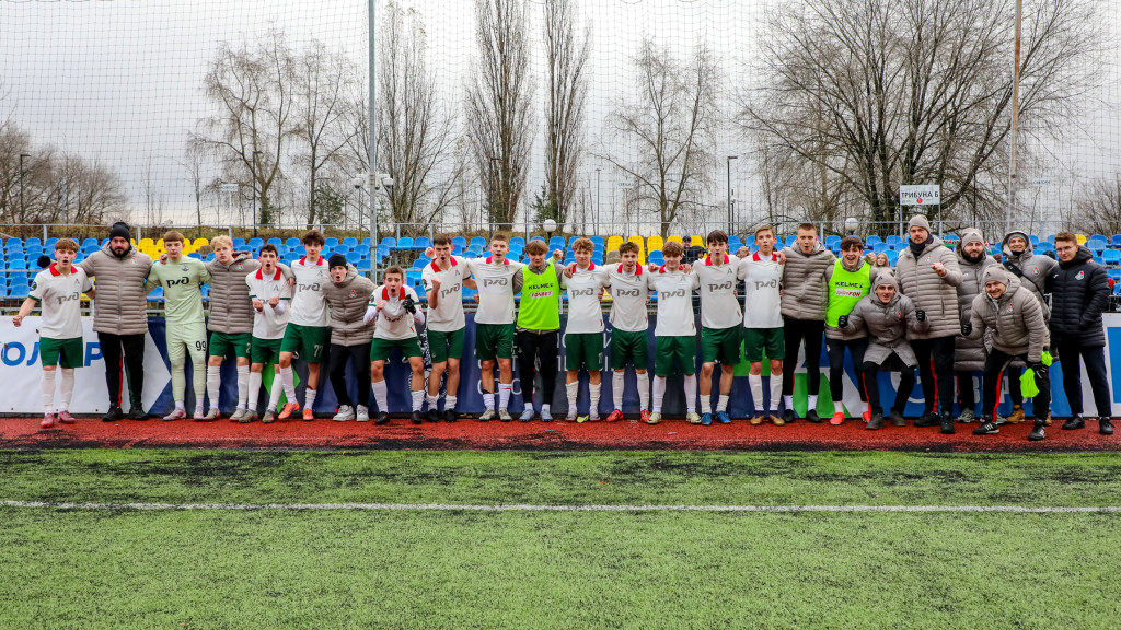 2F8A3725-40.jpg 2F8A3725-40.jpg