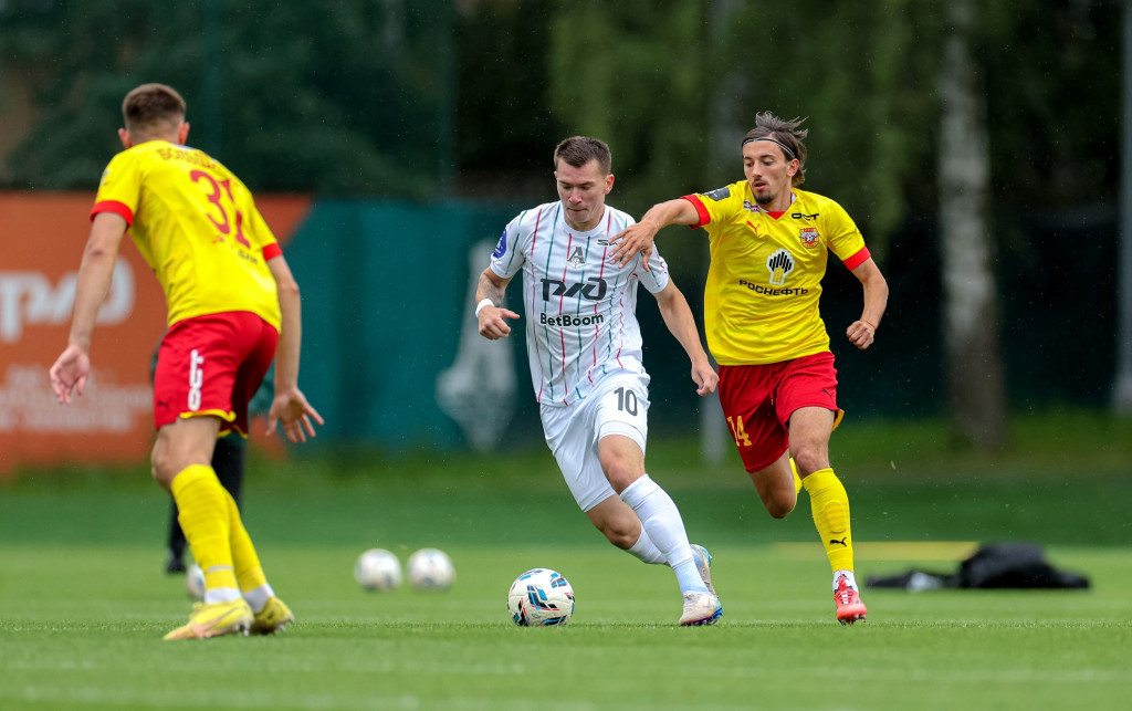 Воробьёв против тульского «Арсенала».jpg