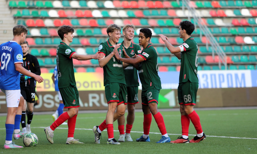 Белотелов снова забил!.JPG