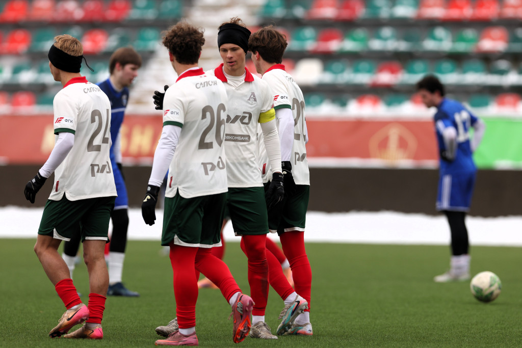 «Сапсан Арена». Товарка с «Росичем».JPG «Сапсан Арена». Товарка с «Росичем».JPG