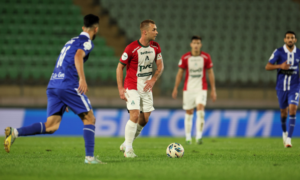 Капитан Дмитрий Баринов в Каспийске.JPG