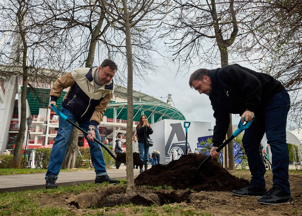 «Локо» и «Сохрани лес».jpg