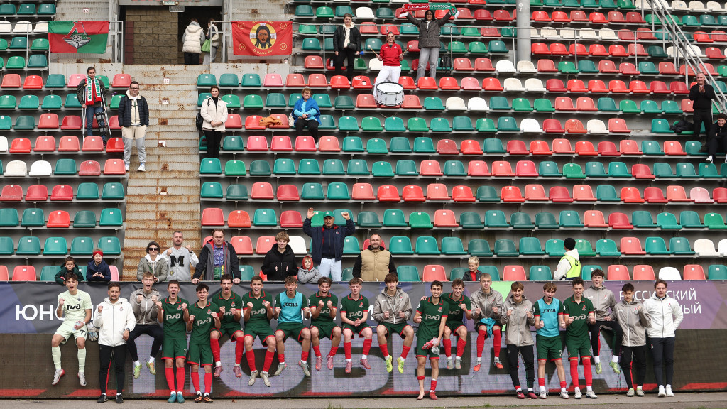 064A8426 copy.jpg 064A8426 copy.jpg