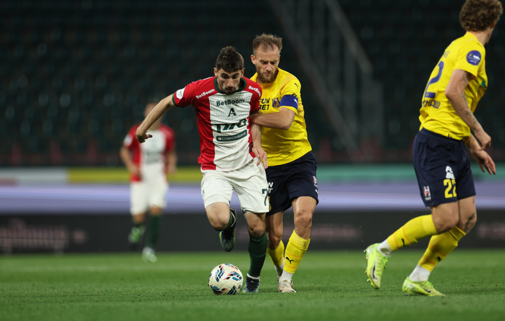 Бакаев ведёт борьбу с Кучаевым.JPG