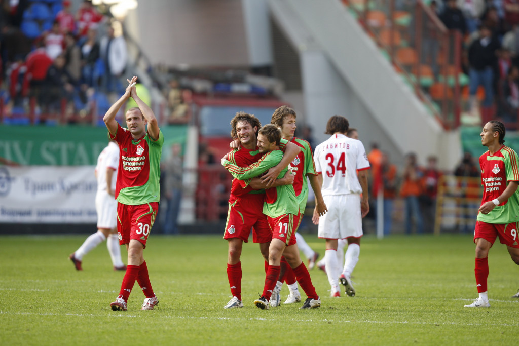 Драматичная победа над «Спартаком» в сентябре 2007 года — 4:3.JPG Драматичная победа над «Спартаком» в сентябре 2007 года — 4:3.JPG