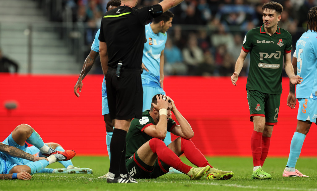 Комличенко в недоумении.JPG