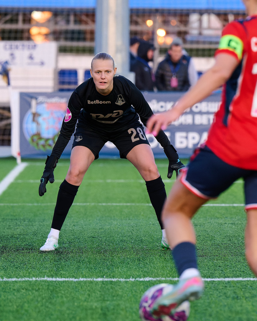 YR8_4910-nef.jpg YR8_4910-nef.jpg