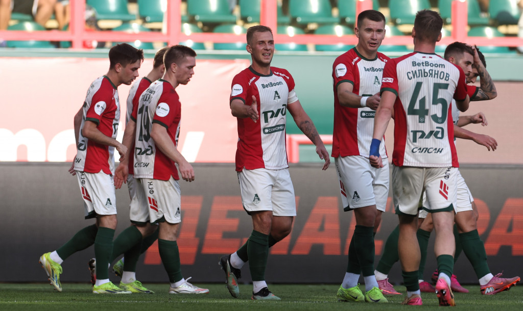 Автор гола — Дмитрий Баринов!.JPG