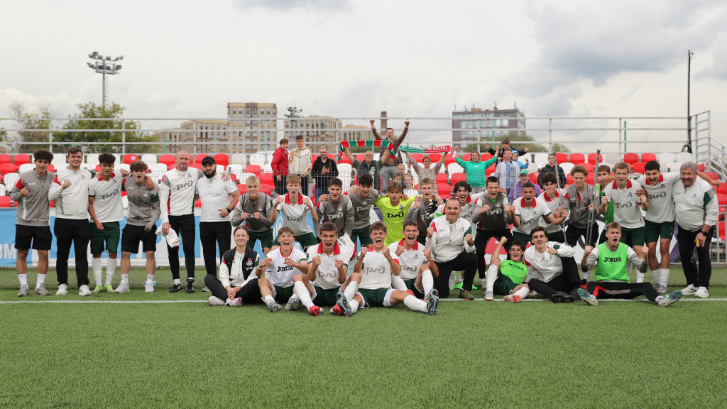 2F8A6972 copy.jpg 2F8A6972 copy.jpg