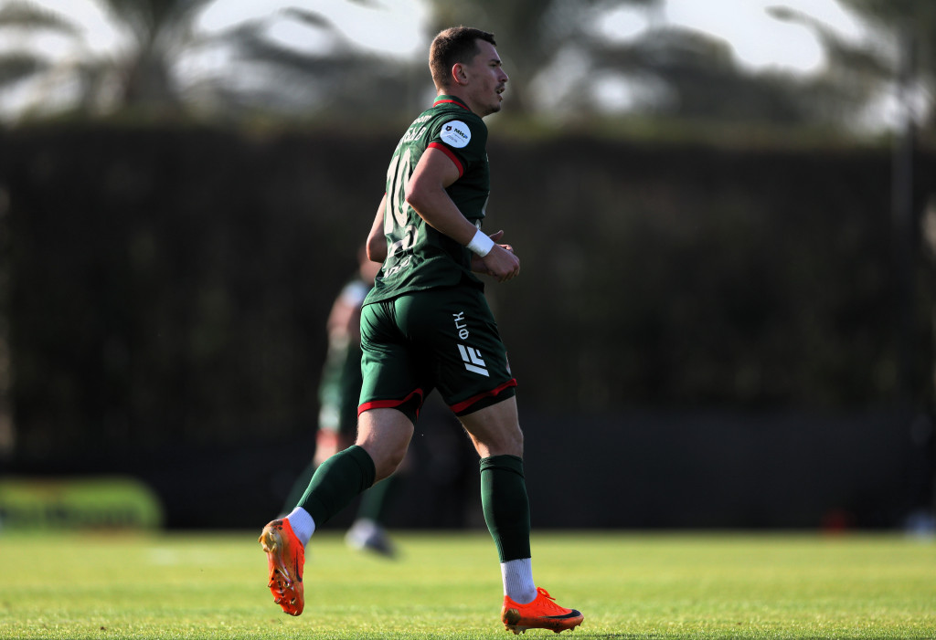 Воробьёв отметился в ворота «Урала». Сборы-2026.JPG