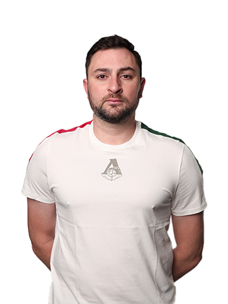 Роман Саркисов