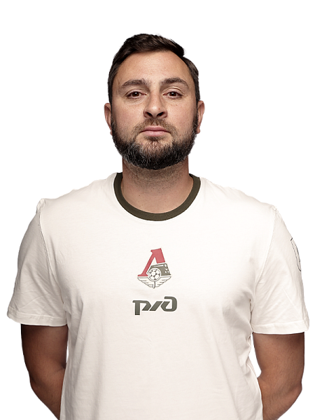 Роман Саркисов